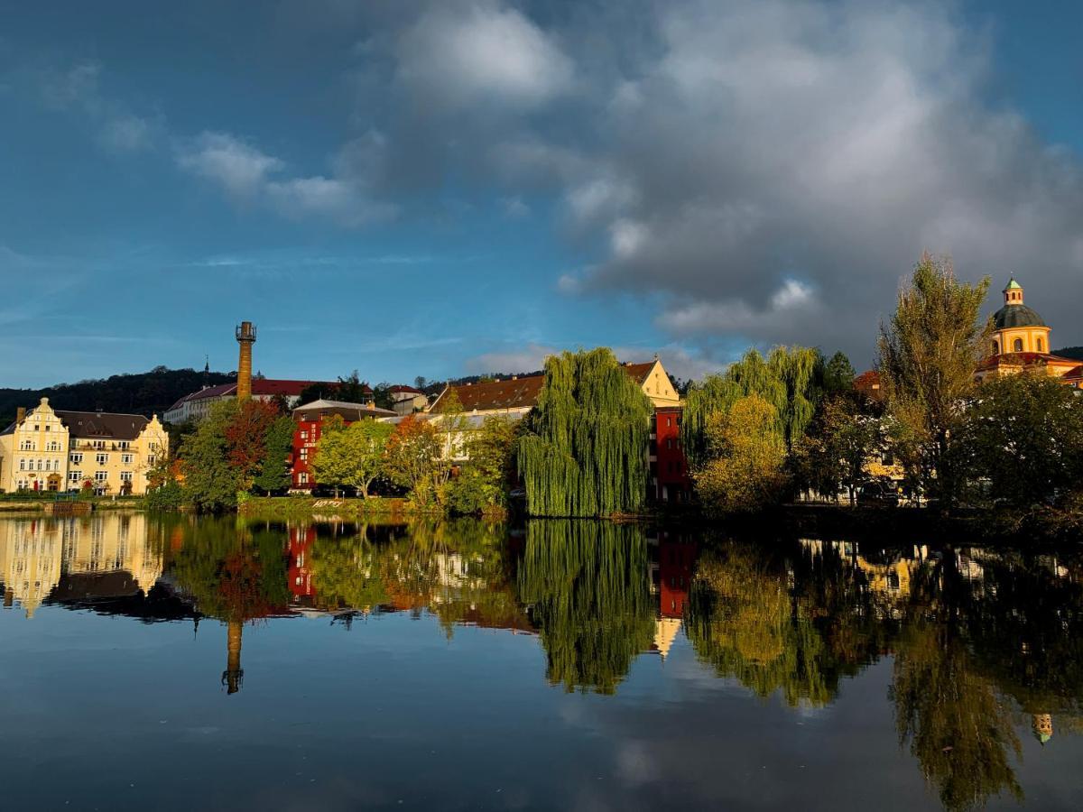 Aparthotel Faust Decin Exterior foto